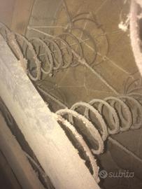 Molle antiche tipo divani 