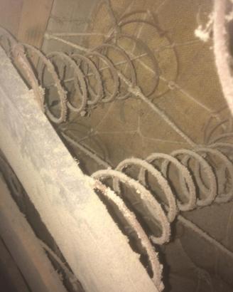 Molle antiche tipo divani 