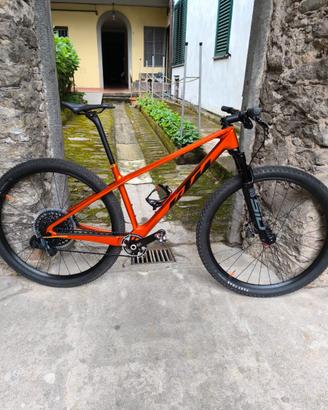 MTB 29" nuova taglia M