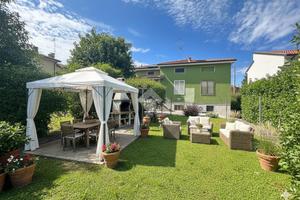 VILLA SINGOLA A TREZZO SULL'ADDA