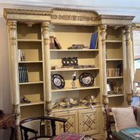 Libreria costruita con materiali del '700