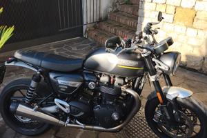 TRIUMPH SPEED TWIN 1200