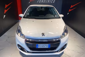 PEUGEOT 208 PureTech 82 5p. Allure