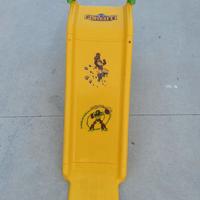 scivolo per bambini a tema Gormiti.