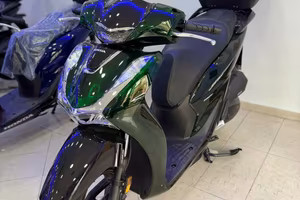Honda SH 150 Vetro