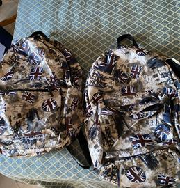 Coppia zaini inglesi,stampa inglese, individuabili