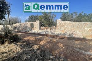 TERRENO CON DEPOSITO