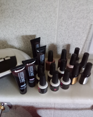 Kit ricostruzione unghie