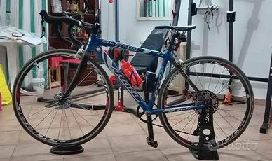 bici da corsa  gravel mtb 