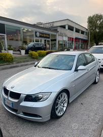 BMW 325i E90