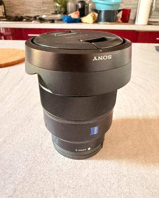 Sony 16-35 F4