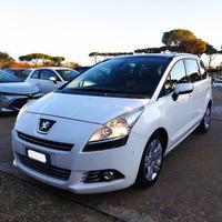 PEUGEOT 5008 2.0hdi ALLURE 150cv TETTO PANORAMIC