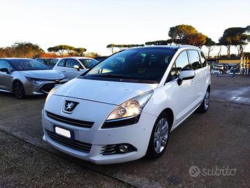 PEUGEOT 5008 2.0hdi ALLURE 150cv TETTO PANORAMIC