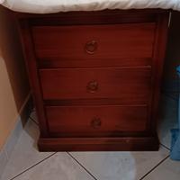 armadio,due comodini più cassettiera