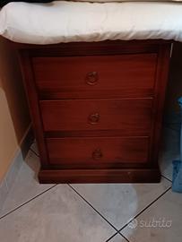 armadio,due comodini più cassettiera