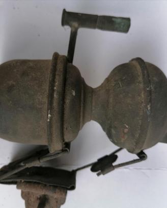 Lampada a carburo antica