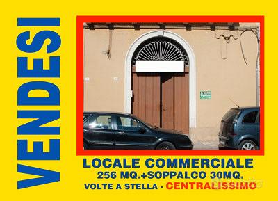 Locale commerciale centralissimo