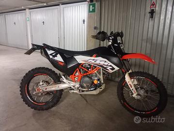 KTM 690 enduro R