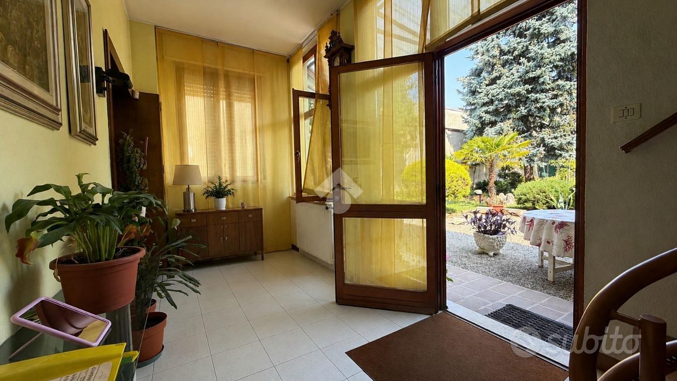 Casa – Desio, Bassa - Vista 4