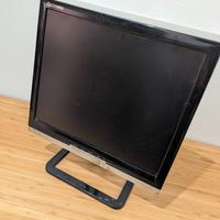 Monitor 17" 4:3 - Monitor