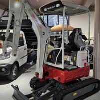 MINIESCAVATORE TAKEUCHI TB 217 R FULL SUPER PREZZO