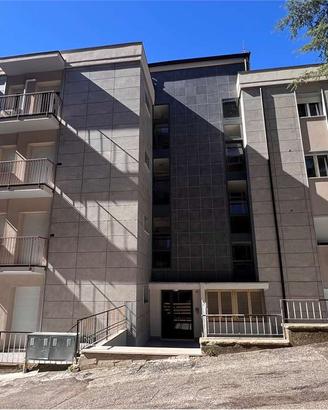 Appartamento 215 MQ con doppio accesso
