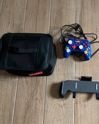 Kit Accessori Switch: Borsa + Grip + Joypad