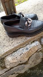 mocassino e stivaletto