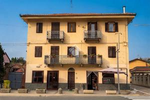 3 LOCALI A SAN FRANCESCO AL CAMPO