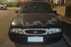 Mitica Ford fiesta