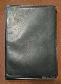 Porta documenti pelle nera
