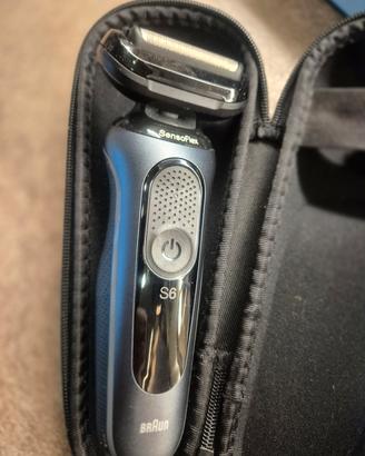 rasoio elettrico Braun Serie 6 per pelli sensibili