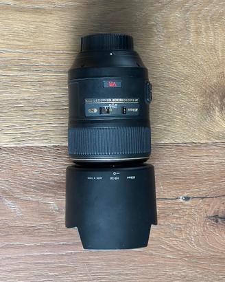 Nikon AF-S VR Micro-Nikkor 105mm f/2.8G IF-ED