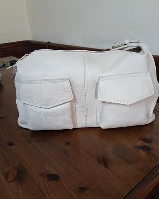 borsa in pelle nuova