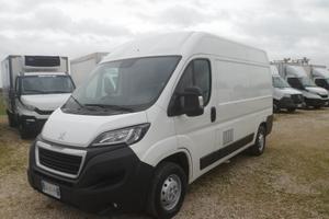 Fiat Ducato furgone medio alto attrezzato