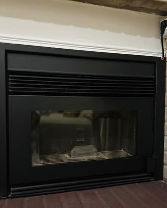 Stufa a pellet Italiana Camini Pellquadro 10,4 kW