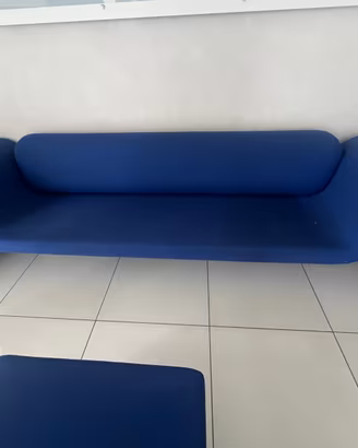Divani moderni blu elettrico – Design