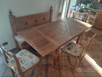 Tavolo, panca e sedje