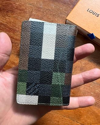 Louis Vuitton Pocket Organizer 
