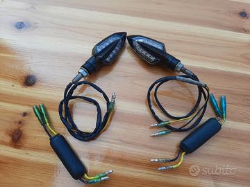Coppia Frecce LED originali Yamaha