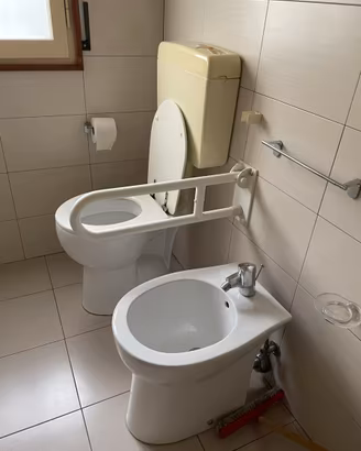 Sanitari e arredi bagno