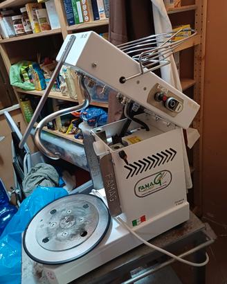 Famag impastatrice a spirale mod. IM 8S
