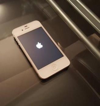 IPhone 4 bianco. Pezzi di ricambio non funzionante
