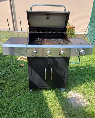 Barbecue a gas per giardino 