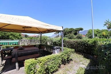 CASA SEMINDIPENDENTE A TERNI