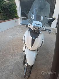 Piaggjo Beverly 300 Bianco 2021