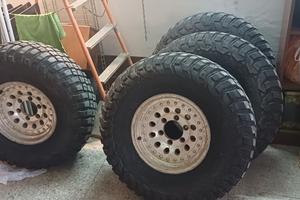 Bf Goodrich 33/10,50/15 leggi descrizione.