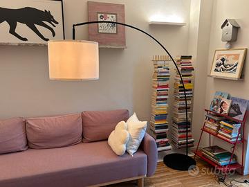 Lampada da terra IKEA (solo ritiro a mano)