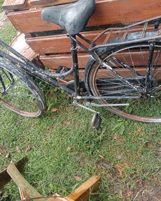bici d'epoca da donna ruote 26, freni a bacchetta.
