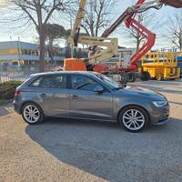 Audi A3 ambiente 1.6 DSG automatica